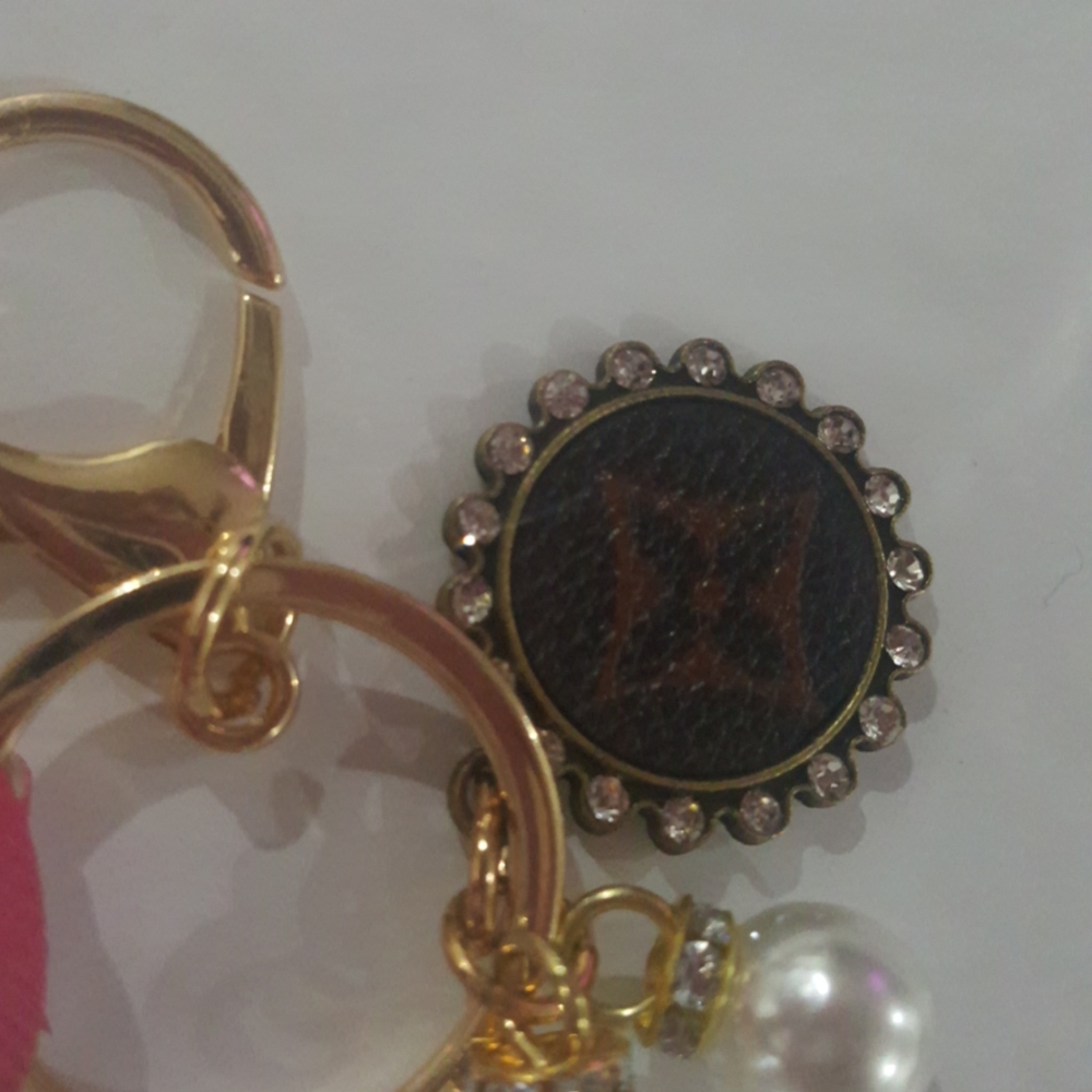 Pink Charms Keychain - Picture 8 of 9